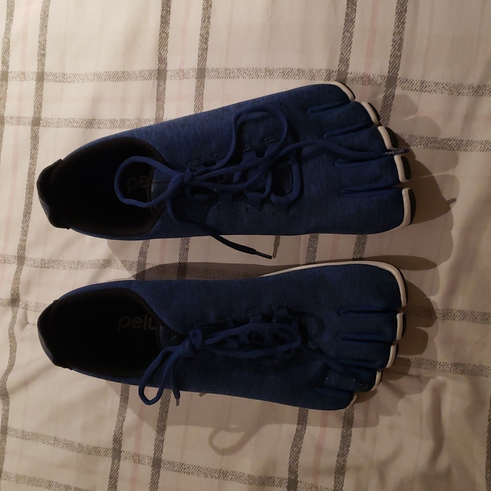 NWOT Peluva Shoes